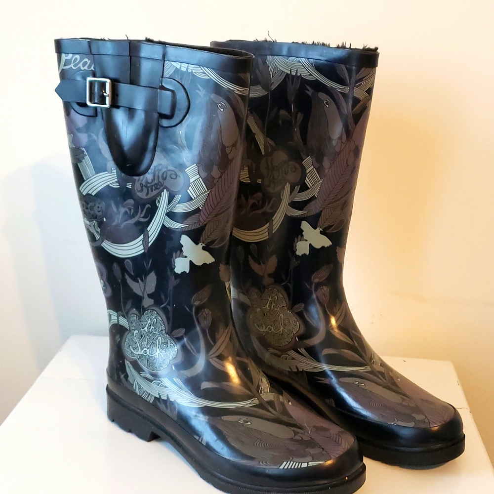 Rain boots